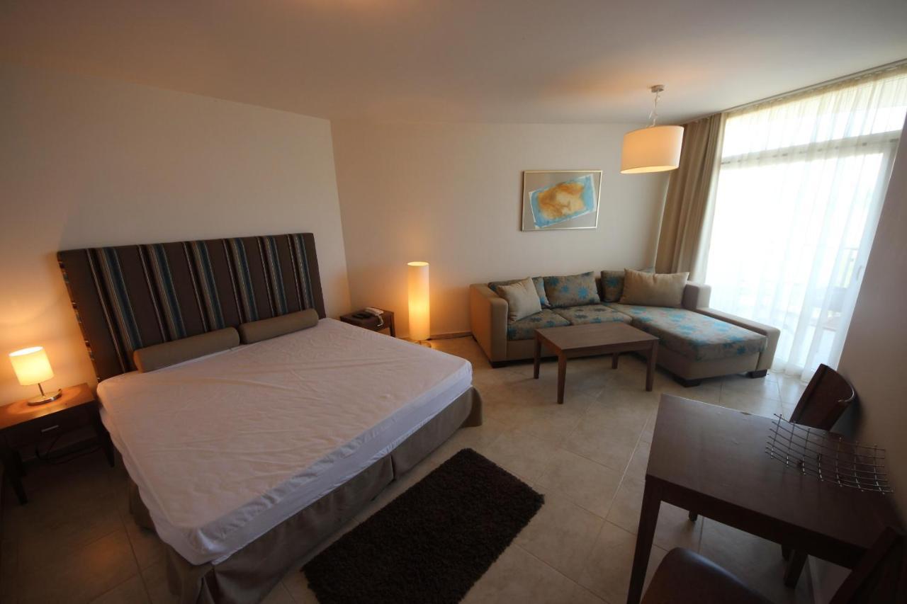 Menada Sozopol Apartments ภายนอก รูปภาพ