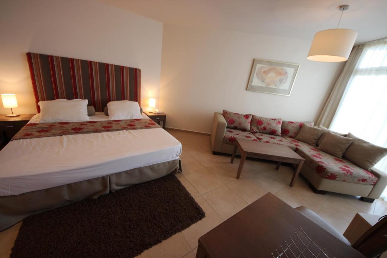 Menada Sozopol Apartments ภายนอก รูปภาพ