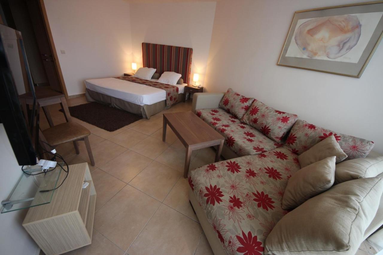 Menada Sozopol Apartments ภายนอก รูปภาพ