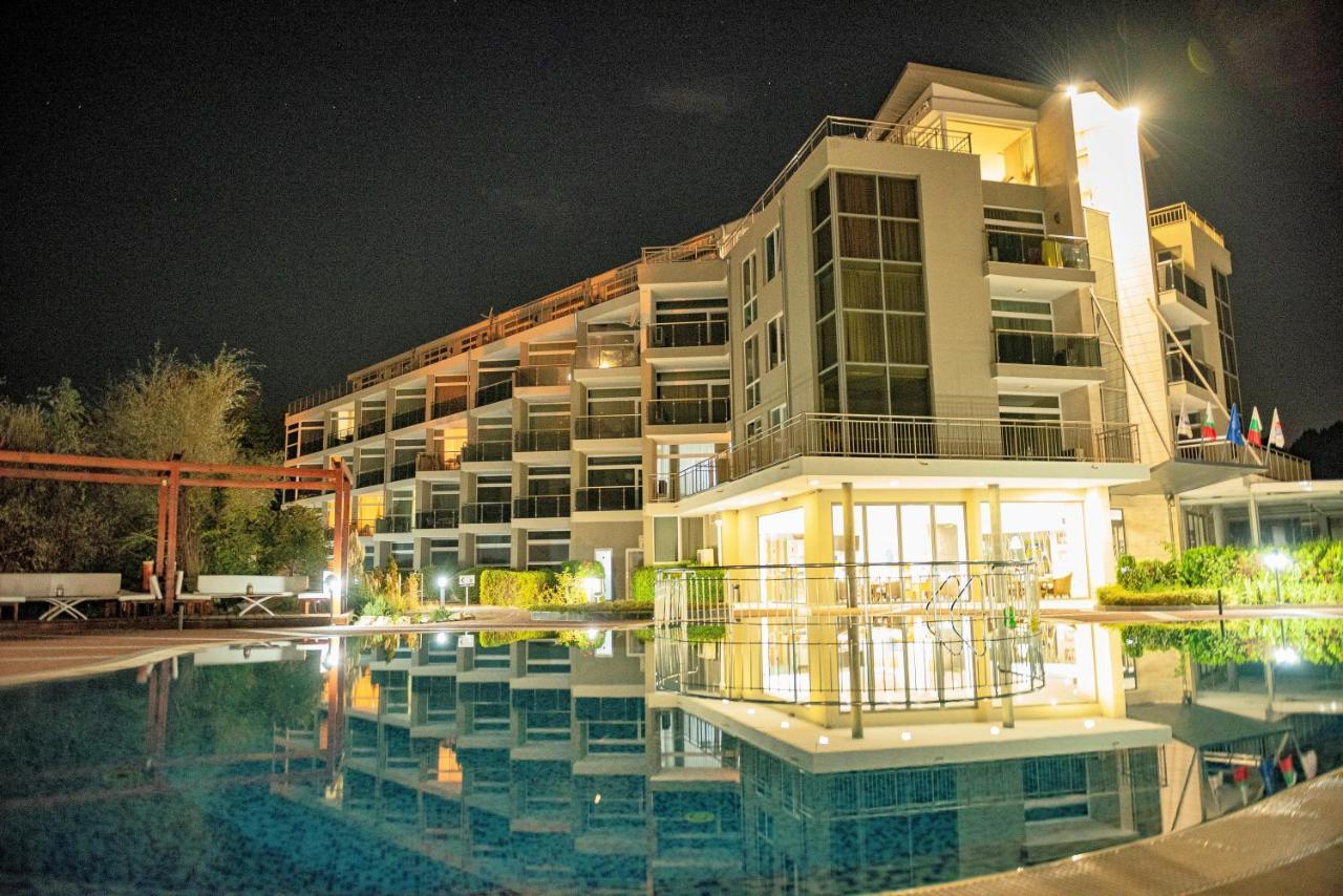 Menada Sozopol Apartments ภายนอก รูปภาพ