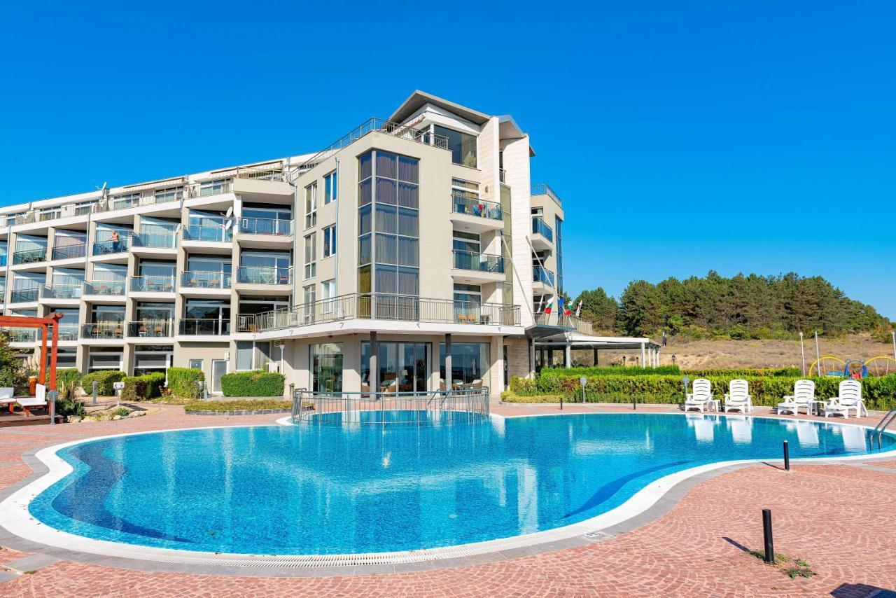 Menada Sozopol Apartments ภายนอก รูปภาพ