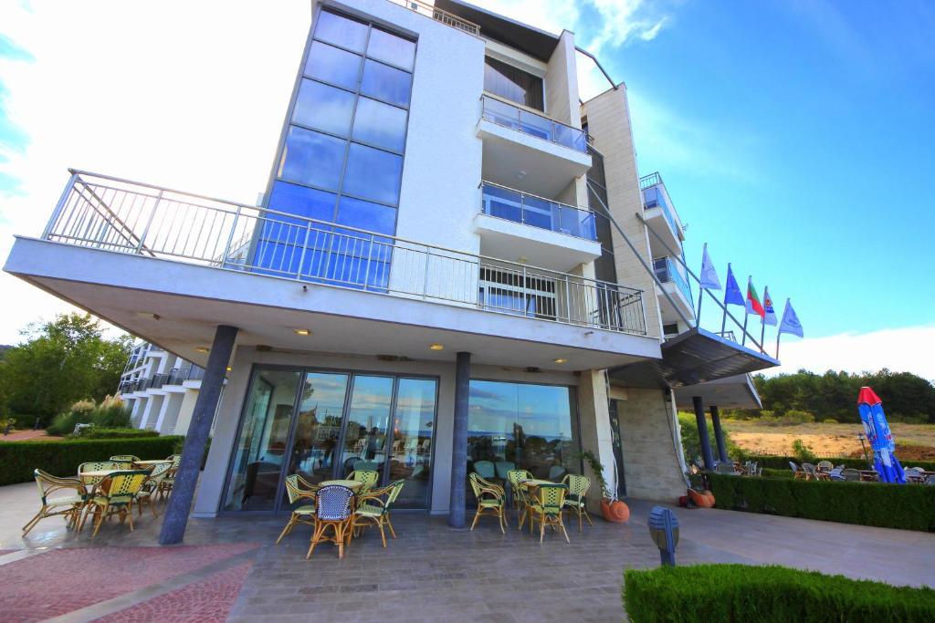 Menada Sozopol Apartments ภายนอก รูปภาพ