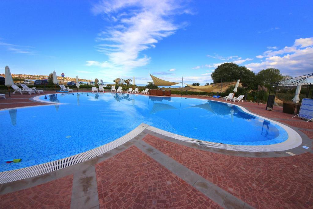 Menada Sozopol Apartments ภายนอก รูปภาพ